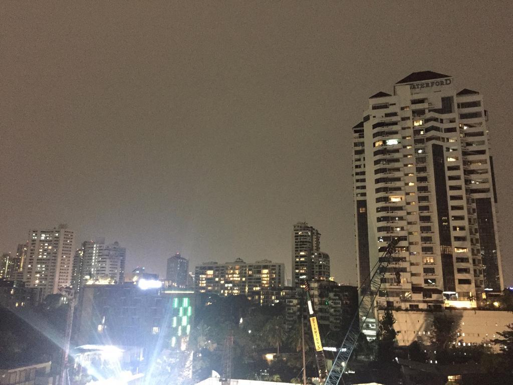 דירות בנגקוק The Alcove Thonglor 5 מראה חיצוני תמונה